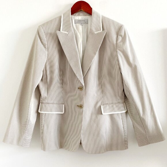 Tahari Jackets & Blazers - Tahari Seersucker Blazer Pinstripe Tan Beige